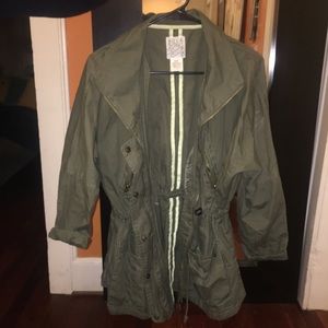 Billabong Army Green Jacket